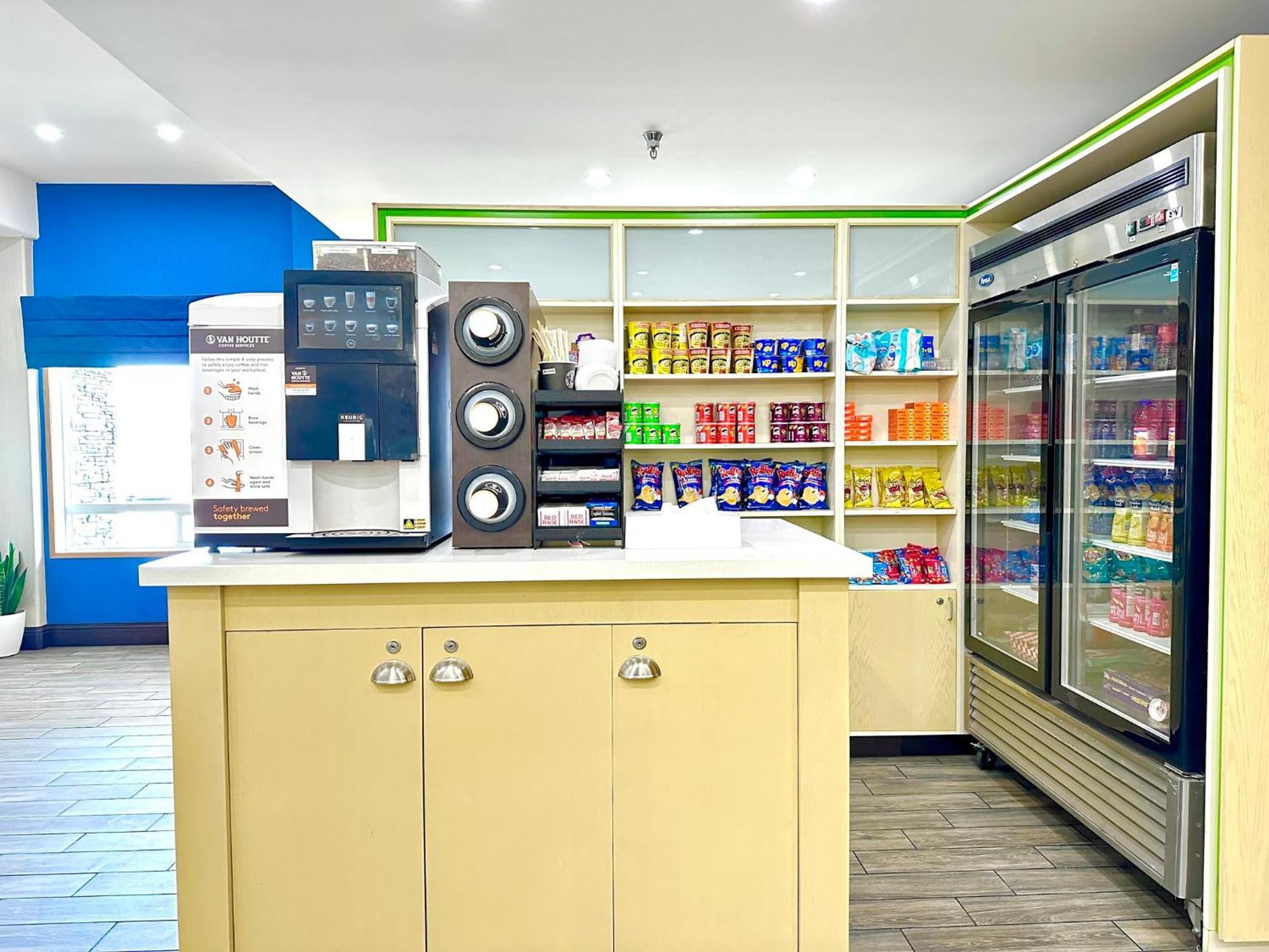 Holiday Inn Hotel & Suites Regina By Ihg Esterno foto